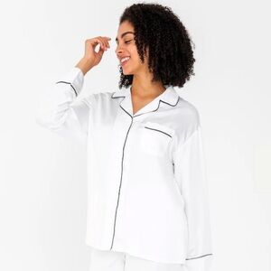 Ettitude Sateen Long Sleeve PJ Shirt in Cloud M